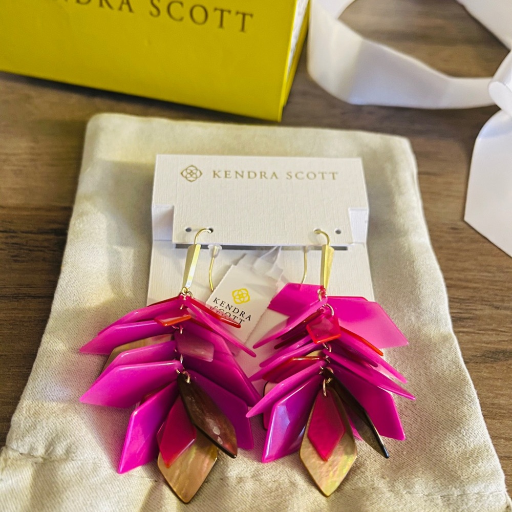 Kendra Scott Jenni earrings